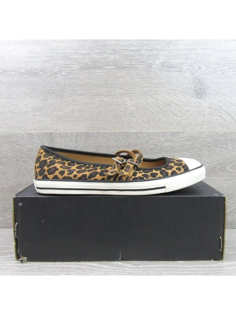 Converse CTAS OX Dainty Jane Leopard Womens Size 8.5 Shoes NEW - Picture 2 of 13